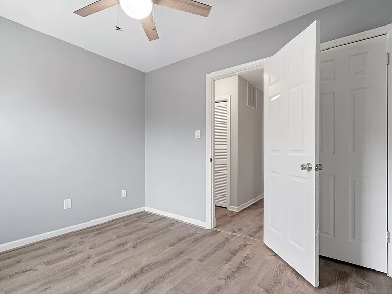 4405 Aspen Dr — Photo 9