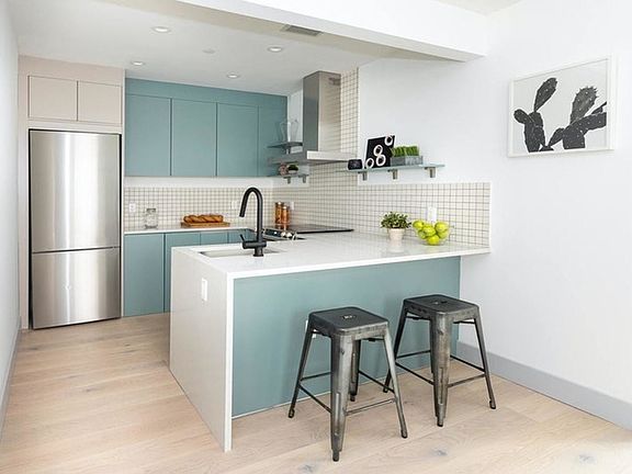 4th image of 1019 President St #2B