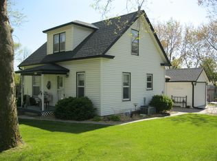 645 G St, Palmyra, NE 68418