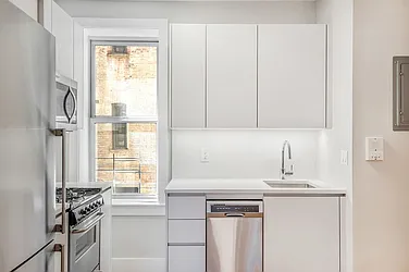 Rented by Akelius Real Estate Management