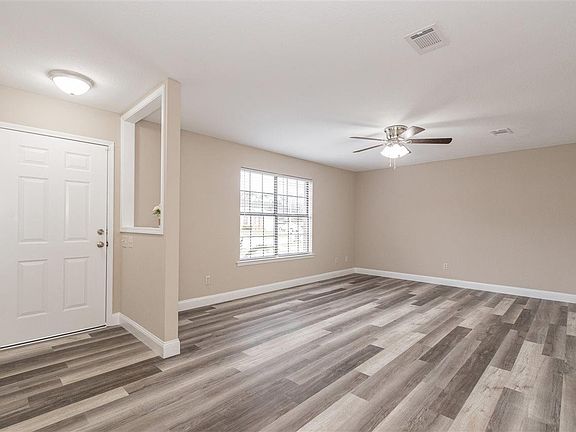 5th image of 10517 Bridge Creek Dr