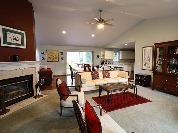 2nd image of 6881 Wildwood Ct