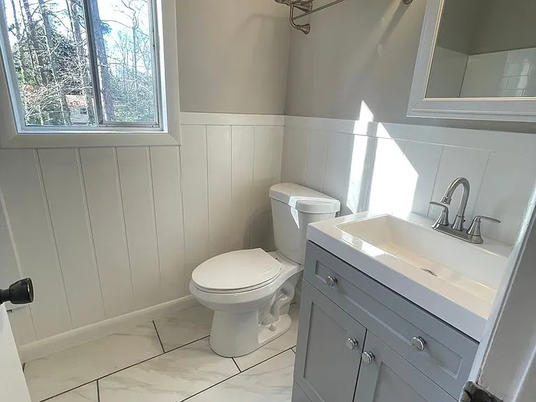 235 Thomas Nelson Ln — Photo 16
