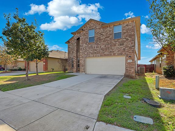 2nd image of 13426 Colorado Parke