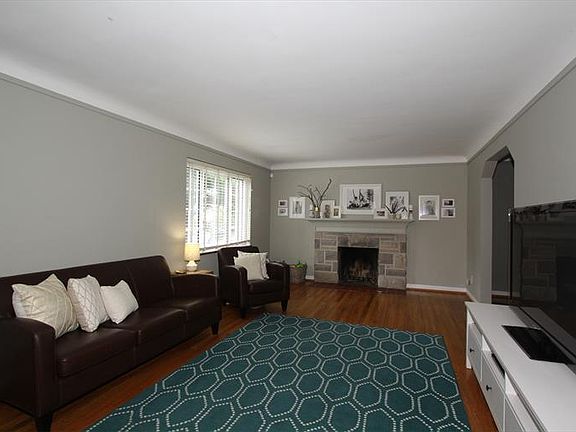 4th image of 3126 Coral Park Dr