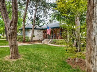 1335 Arizona Ave, Dallas, TX 75216