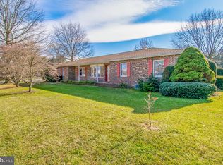 11 Strawberry Rd, New Freedom, PA 17349