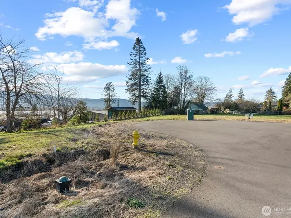 53 Sunnyfield Drive, Cathlamet, WA 98612