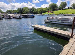 2A34 Hidden Spring Ln, Apple River, IL 61001