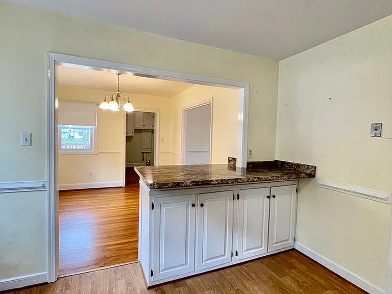 1109 Smithfield Ave — Photo 9