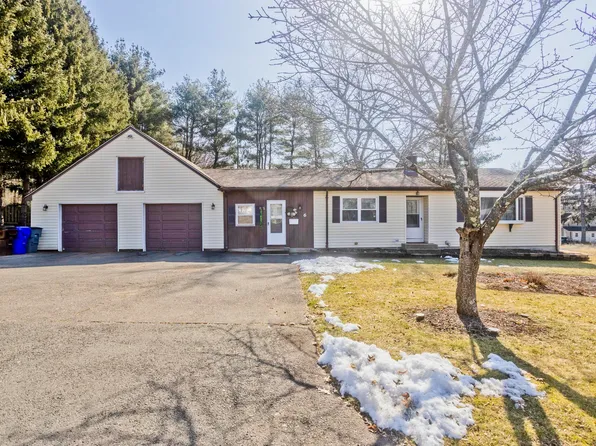 6 Cornell Drive, Enfield, CT 06082