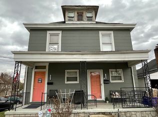 2670 1/2 S High St, Columbus, OH 43207