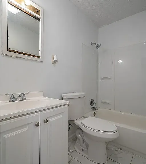 4141 Melgrove Ave — Photo 2