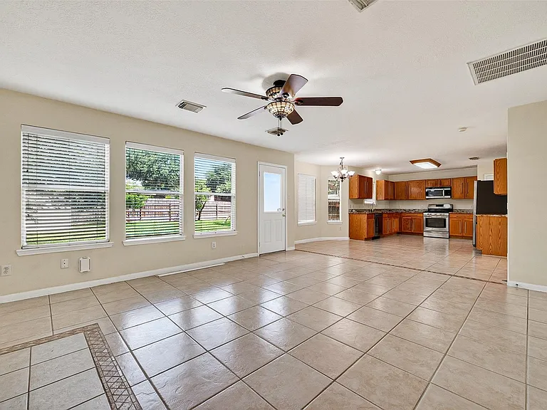 16102 Flatridge Ct — Photo 20