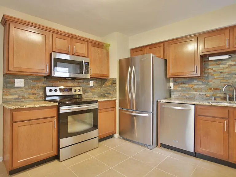 609 Marquette Dr — Photo 14