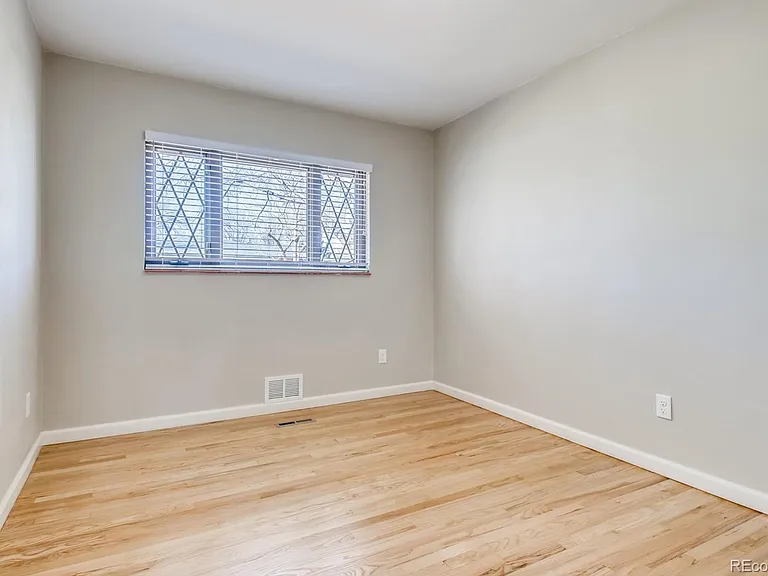 60 Cody Ct — Photo 29