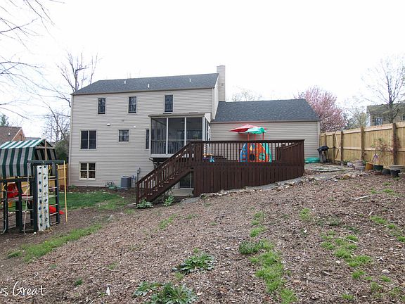 2nd image of 4462 Branderwood Dr