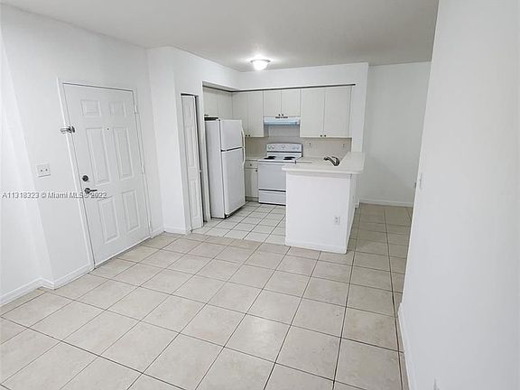 3rd image of 11060 SW 196th St APT 209