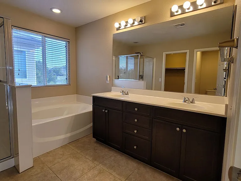 5623 Bishop Flowers St — Photo 69