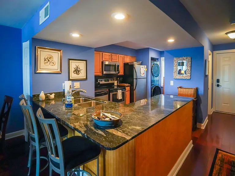 60 W Mariners Cay Dr #60 — Photo 11