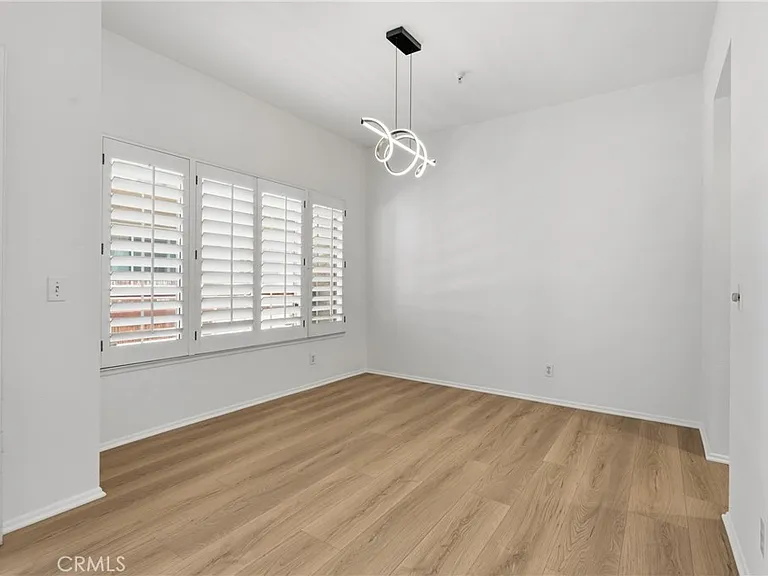 14075 Lemoli Ave — Photo 17