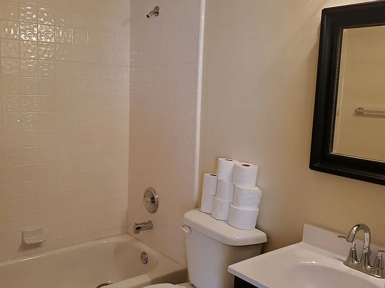 1310 Westview Dr — Photo 7