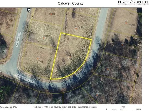 404 SE Huntington Woods Street, Lenoir, NC 28645