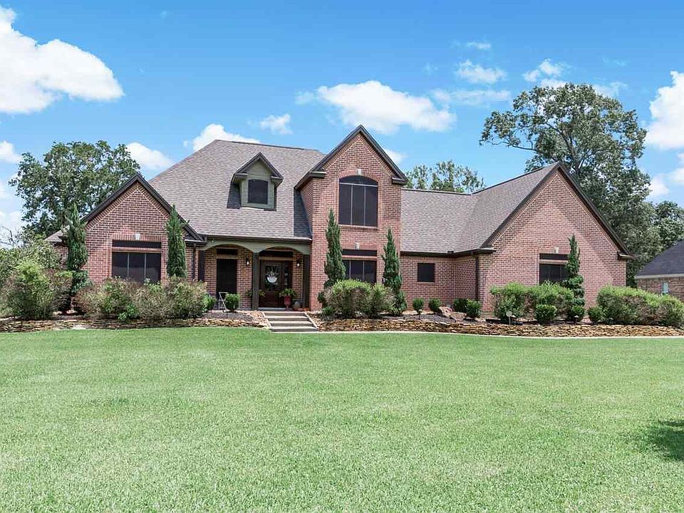 1st image of 438 W Pineshadows Dr