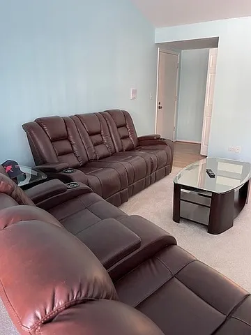 624 Berkley Ct #V2 — Photo 6