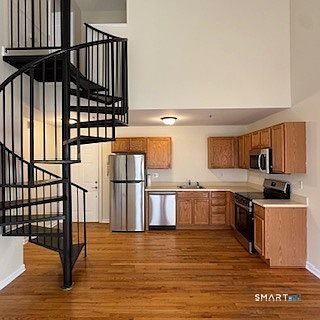 1st image of 670 Boston Post Rd APT 1