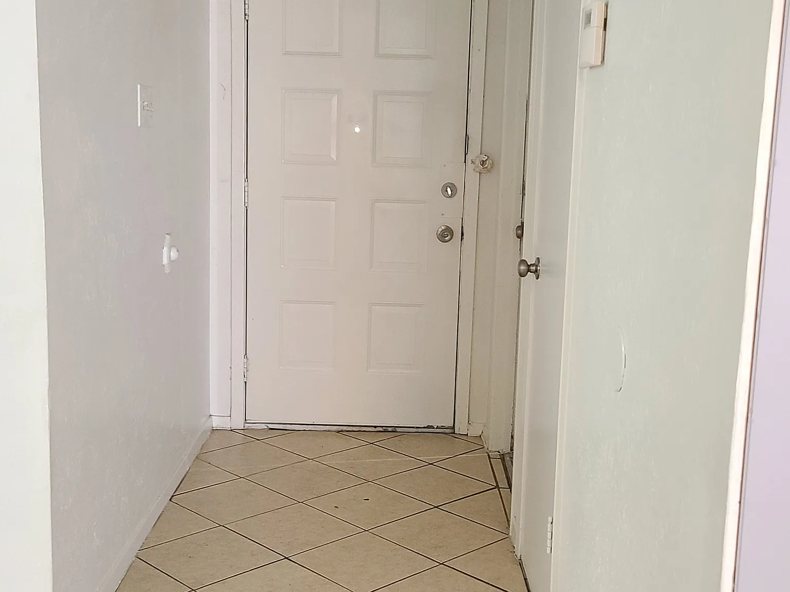 3 bed, 1400 sqft, $1,895 — Photo 4