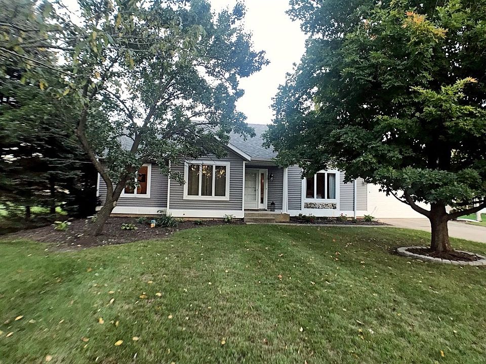 1st image of 54980 Willow Creek Dr