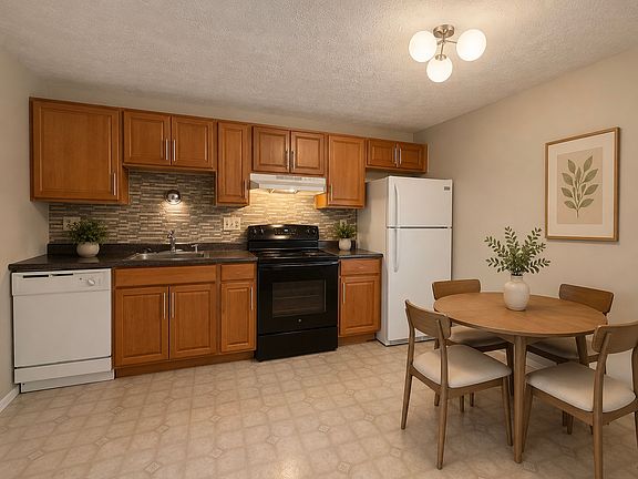 2nd image of 3231 Springdale Rd APT 5