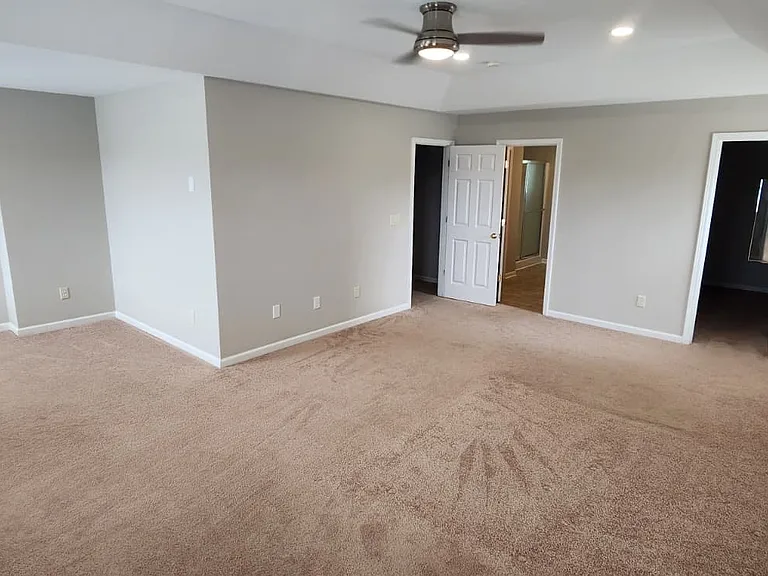708 Quiet Walk Cir — Photo 7
