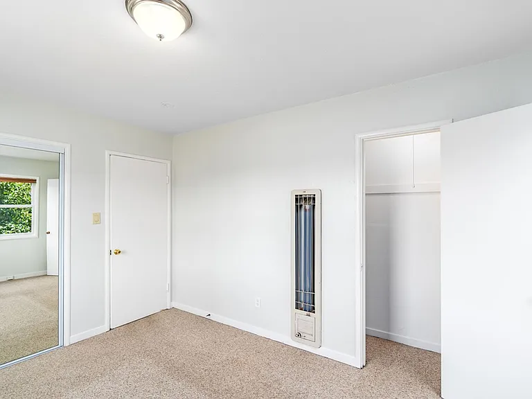 1214 Chestnut St #C — Photo 8