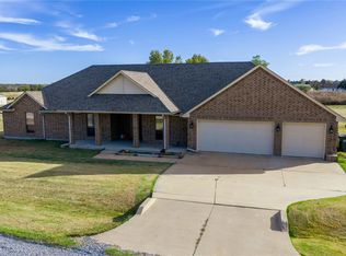 4040 Lonetree Dr, Edmond, OK 73025