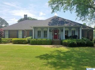 101 Clokey Dr, Gadsden, AL 35901