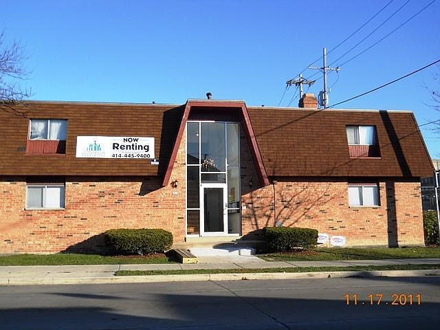2nd image of 1606 S 11th St #1606-209