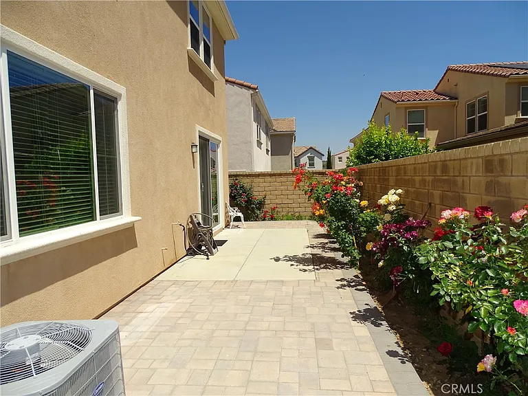 24194 Paseo Del Rancho Dr — Photo 20