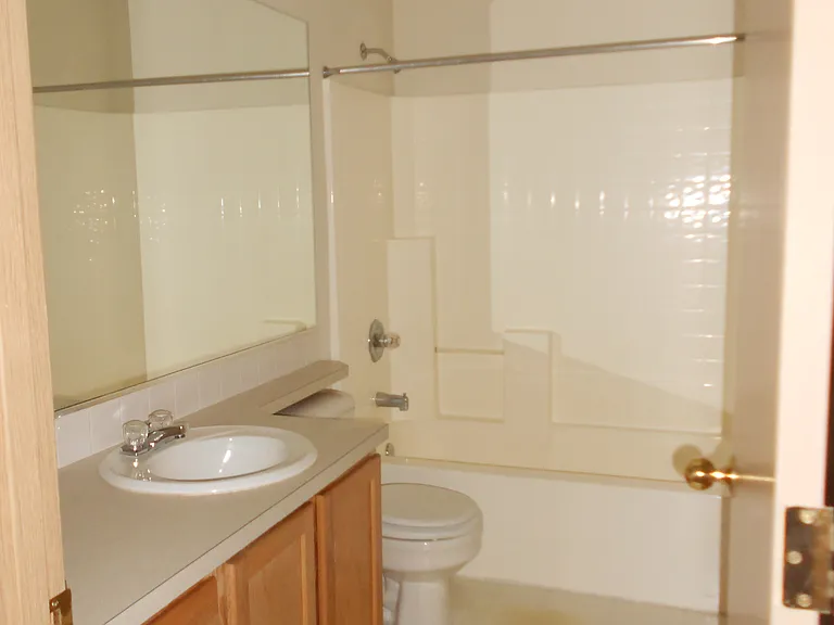 Main upstairs bathroom.