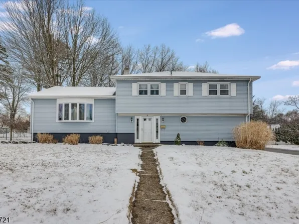 4 Charlotte Ter, Wayne Twp., NJ 07470