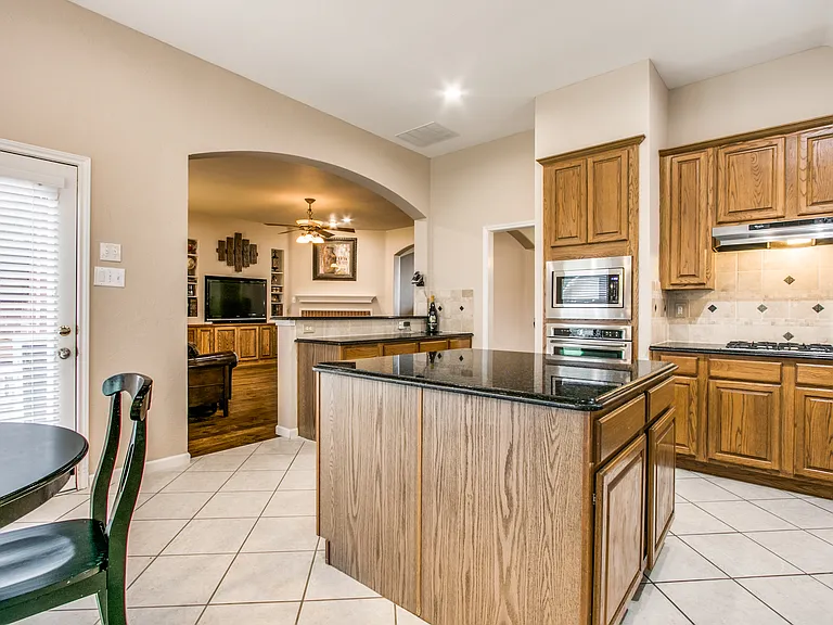 2509 Caprock Cv — Photo 5