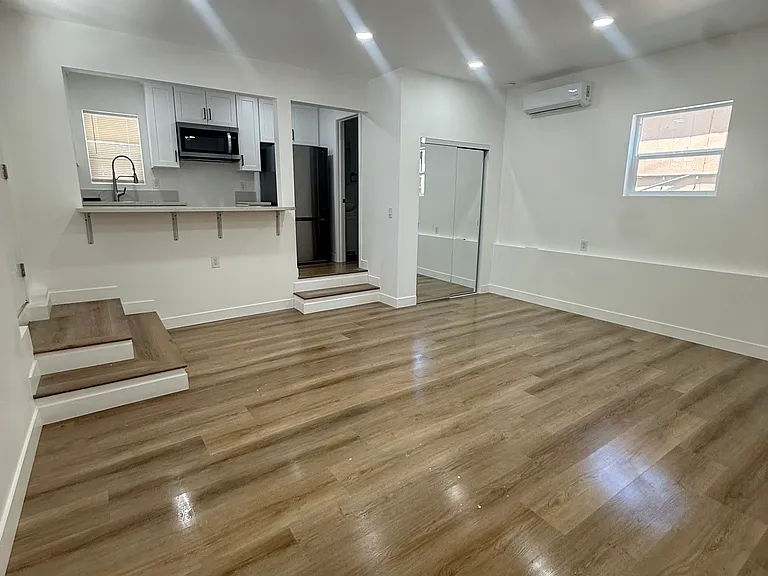 13407 Helen St #B — Photo 11