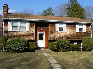 75 General Stanton Ln, Charlestown, RI 02813