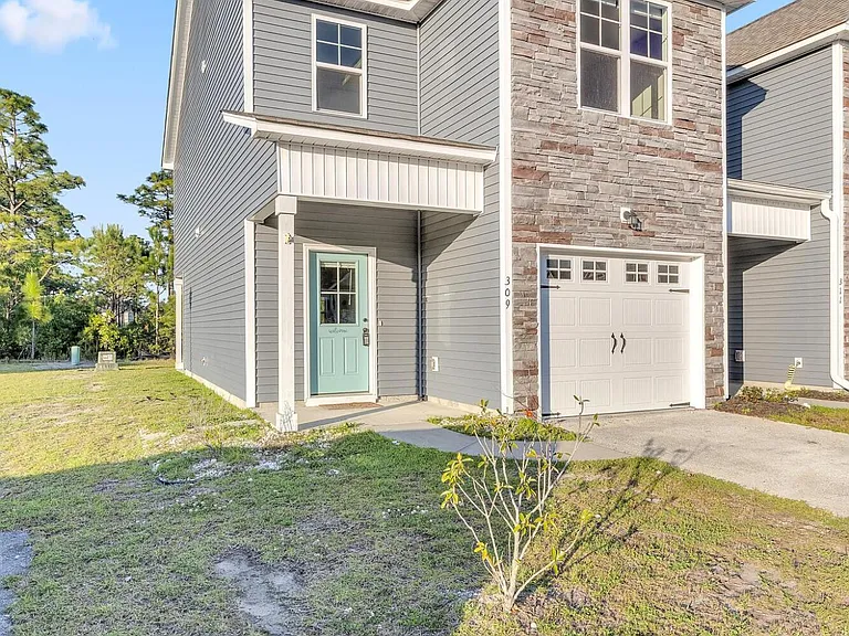 S Stingray Ln — Photo 2