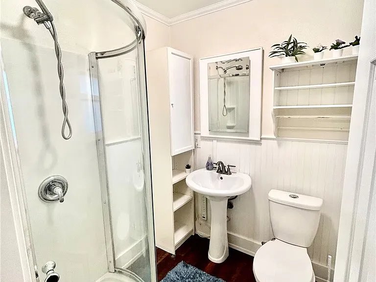 421 S Electric Ave #A — Photo 4