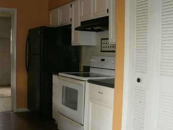 5th image of 5906 Fairlawn Dr