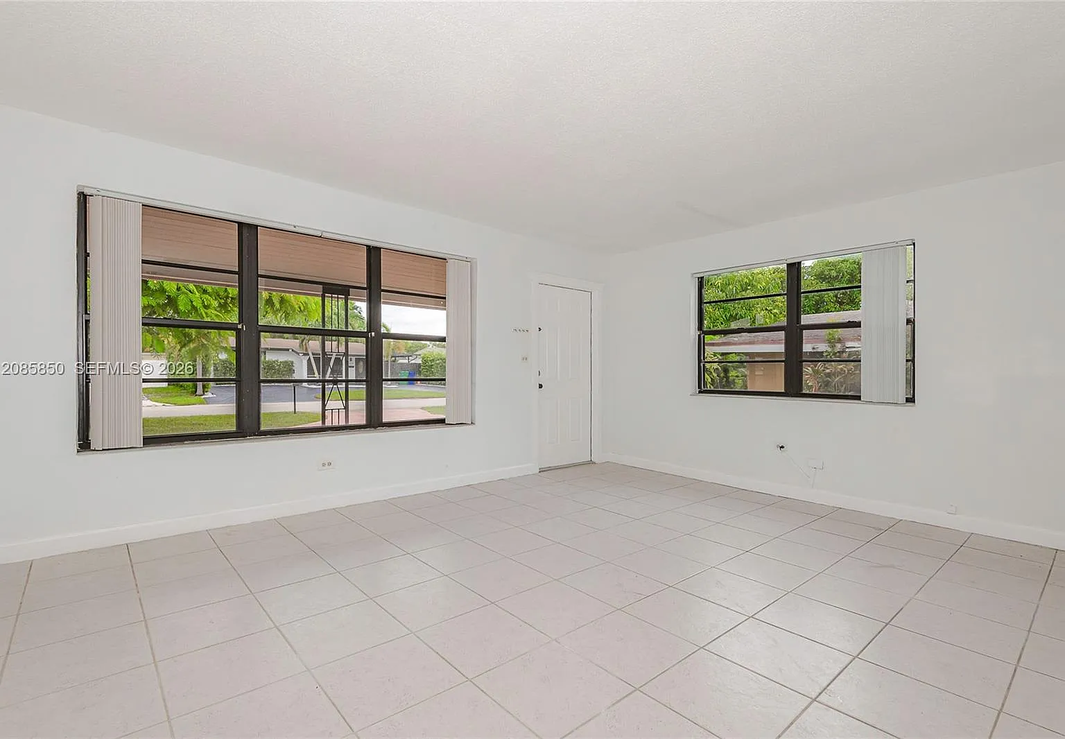 Island Dr, Miramar — Photo 4