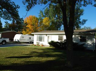 1929 8th St NW, Minot, ND 58703