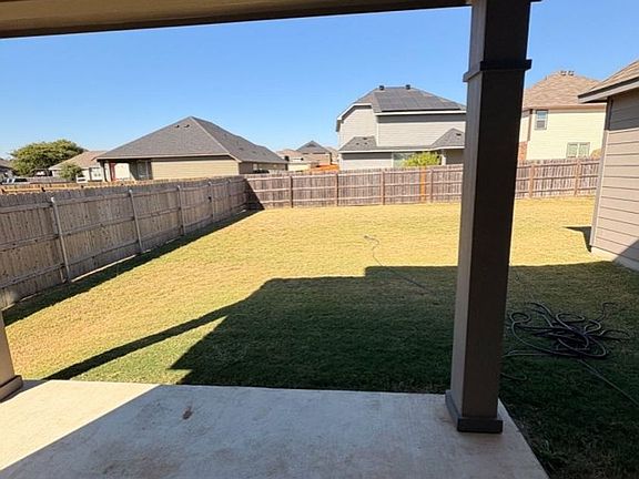 4th image of 1814 Bayou Wood Ln